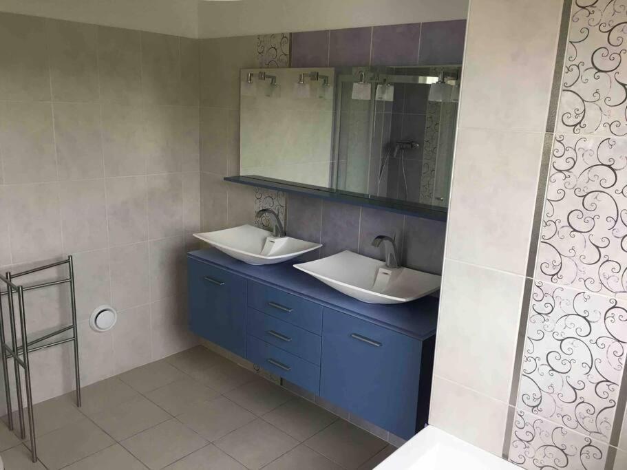 Gite De La Poupardiere, Maison De Campagne En Bordure De Riviere - 2 Nuits Minimum Villa Les Cresnays Dış mekan fotoğraf