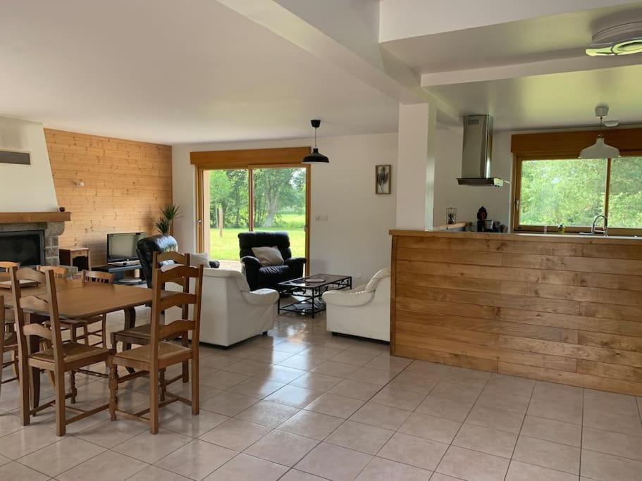 Gite De La Poupardiere, Maison De Campagne En Bordure De Riviere - 2 Nuits Minimum Villa Les Cresnays Dış mekan fotoğraf